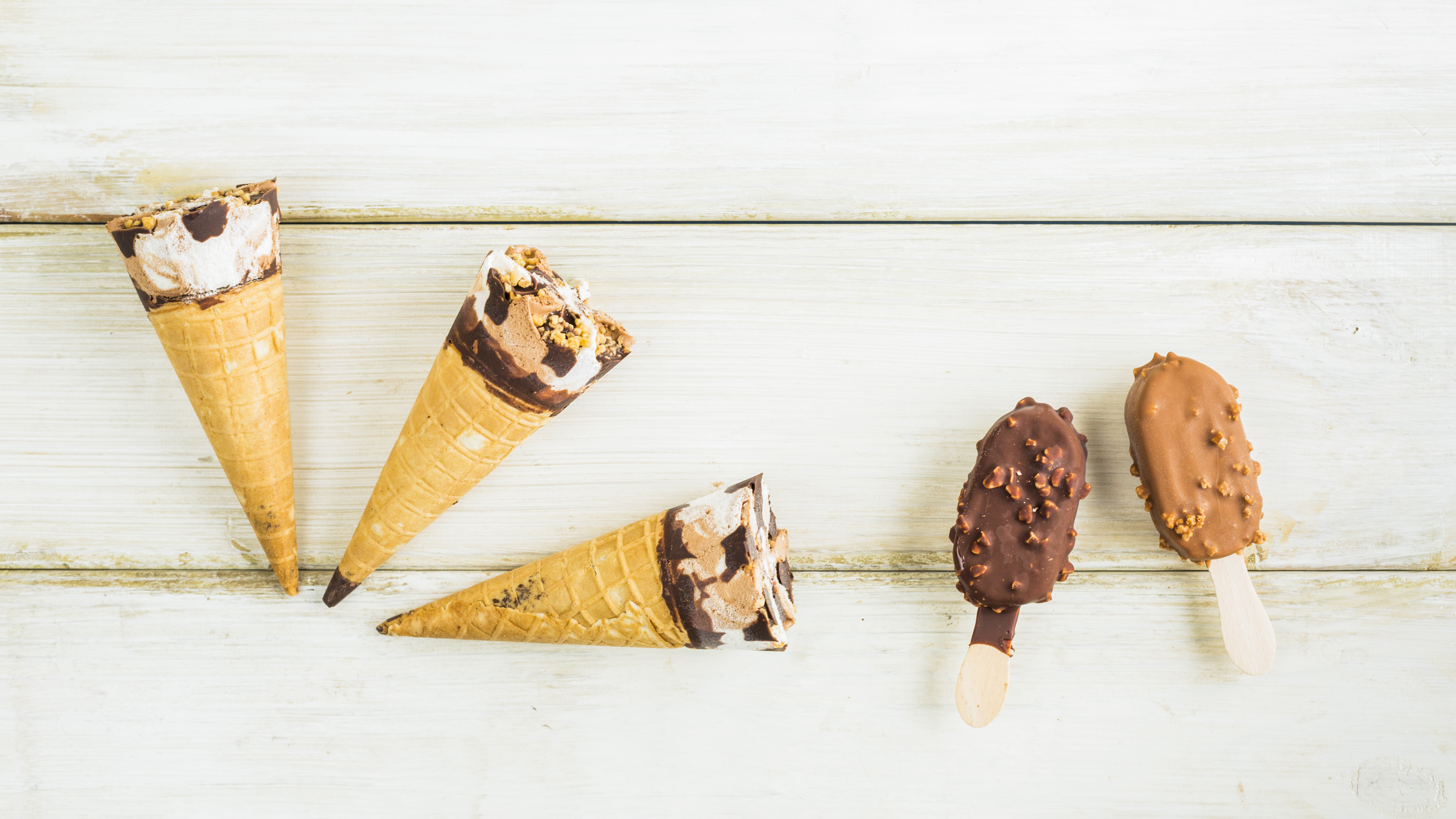 Crushed Peanuts Hover